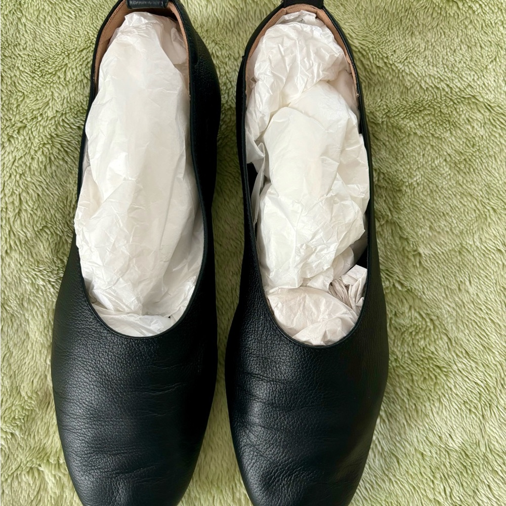 Everlane day glove, size 9, black